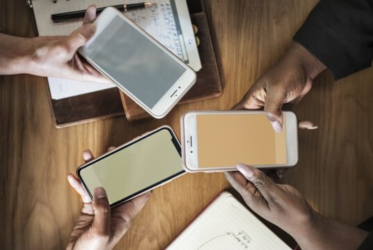 Factors to Consider While Choosing your New Phone